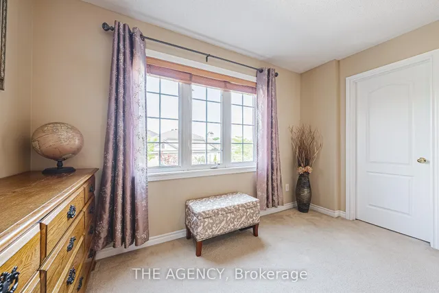 Additional image 28 of 636 Serafini Cres