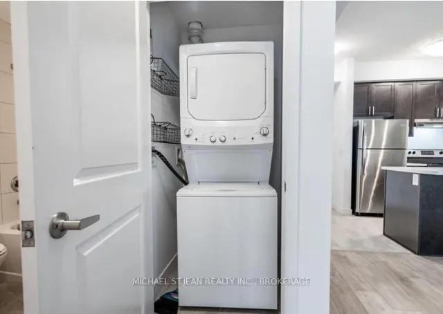 Additional image 23 of 81 Robinson St Unit 503