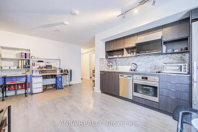 Additional image 17 of 9 Mabelle Ave Unit 1526