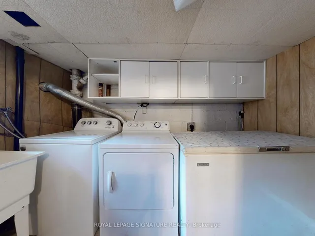 Additional image 43 of 153 Castlefield Ave