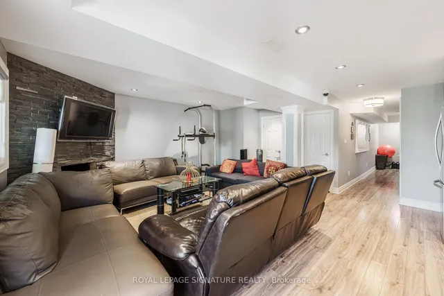 Additional image 31 of 4091 Dursley Cres