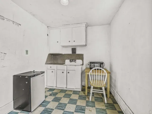 Additional image 17 of 80 Symington Ave