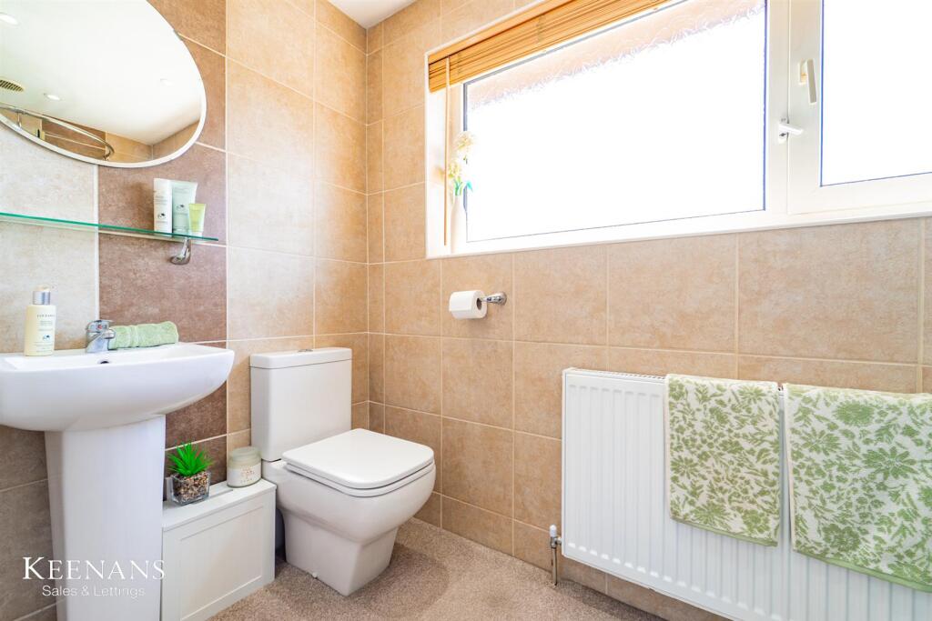 Additional image 31 of Windsor Close, Read