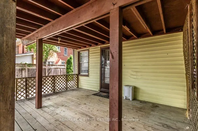 Additional image 8 of 215-217 Queen St