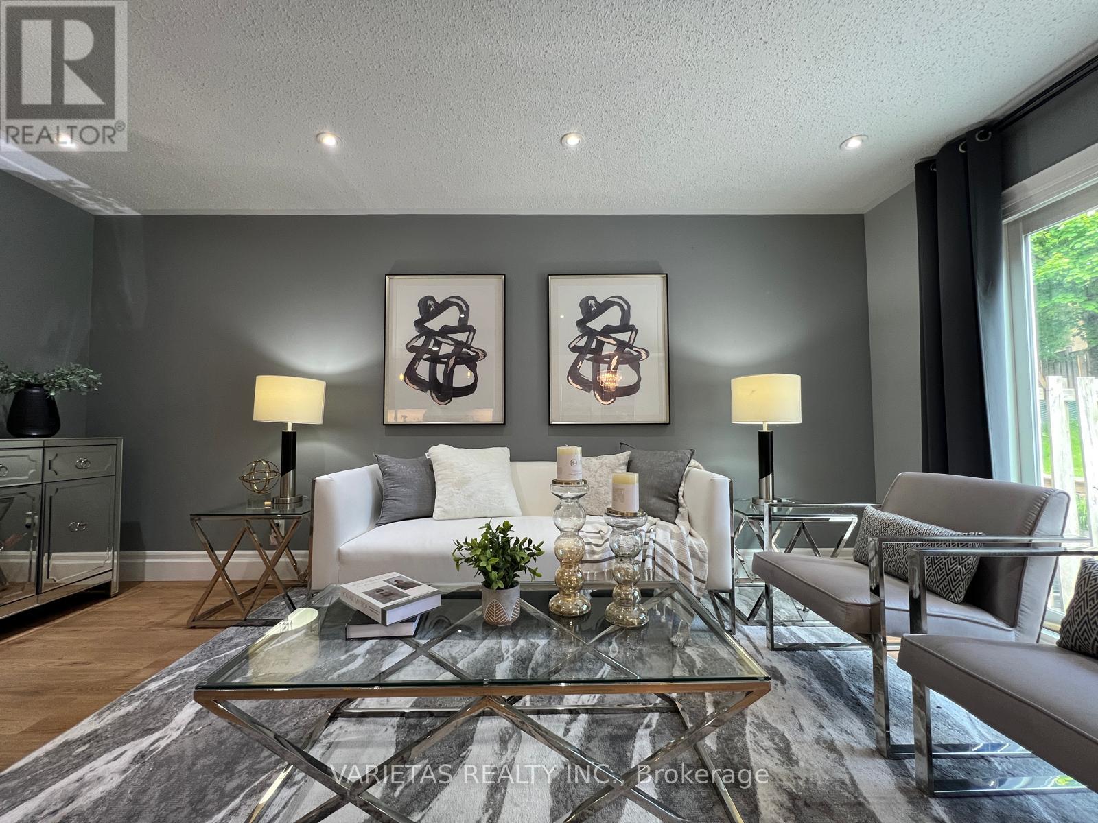 Property image for 17 OLD WELLINGTON STREET|Markham (Bullock), Ontario L3P5E3