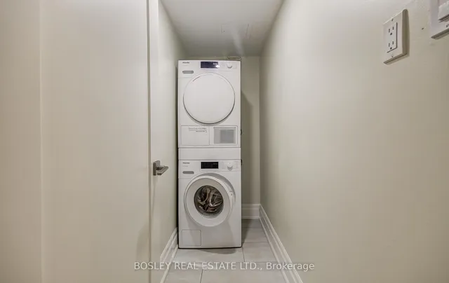 Additional image 34 of 62 Wellesley St Unit 702