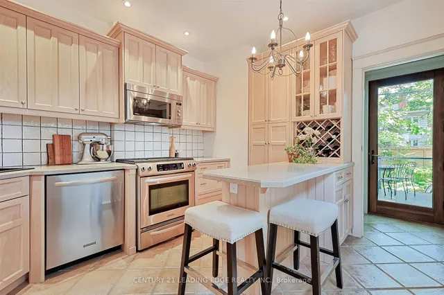 Additional image 20 of 101 Silver Birch Ave