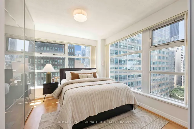 Additional image 26 of 50 Lombard St Unit 1204