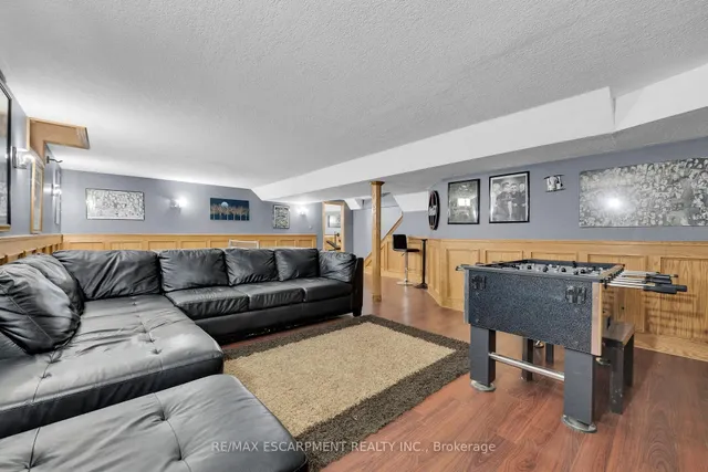 Additional image 37 of 28 DOLMAN St
