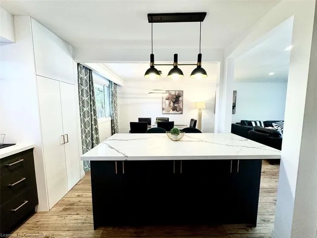 Additional image 26 of 635 Bridle WOOD