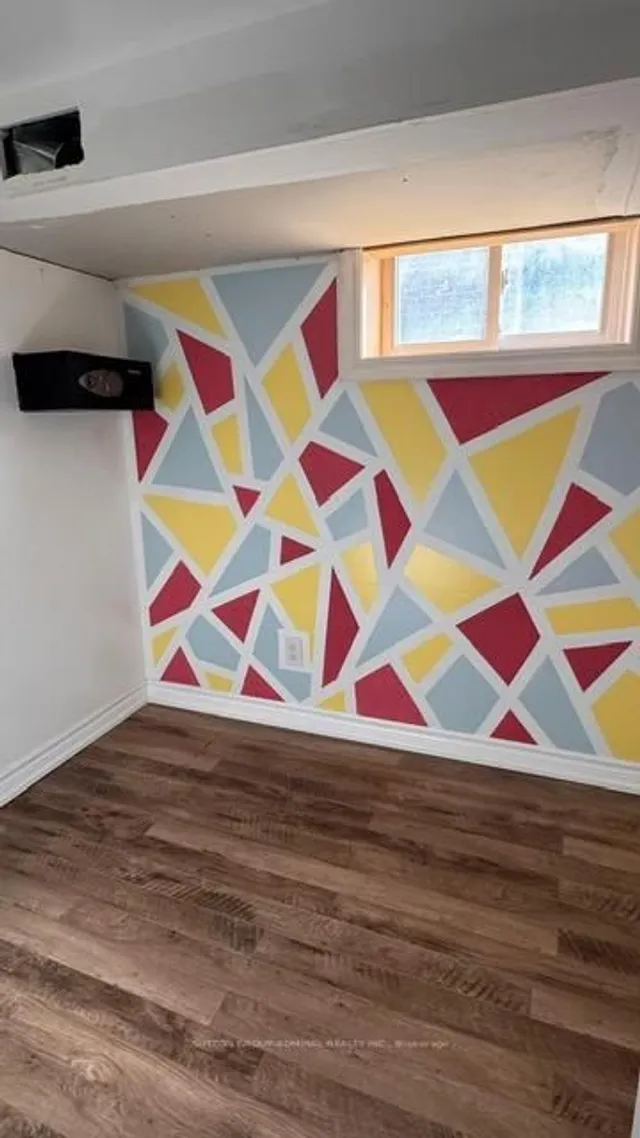 Additional image 14 of 29 Mayall Ave