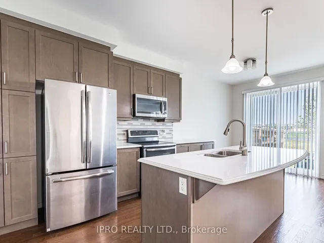 Additional image 12 of 67 Locker Pl