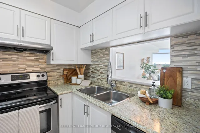 Additional image 10 of 3231 Eglinton Ave Unit 1107