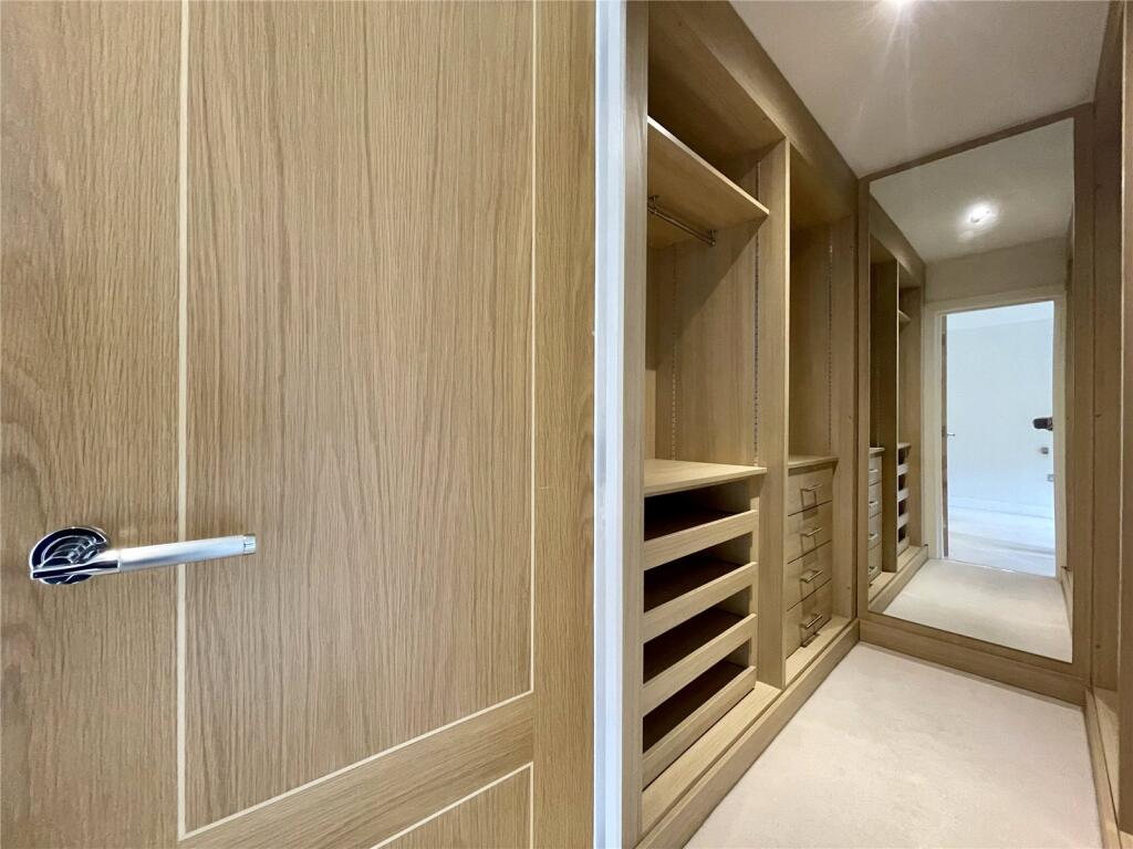 Additional image 9 of Georges Wood Road, Brookmans Park, Hertfordshire, AL9