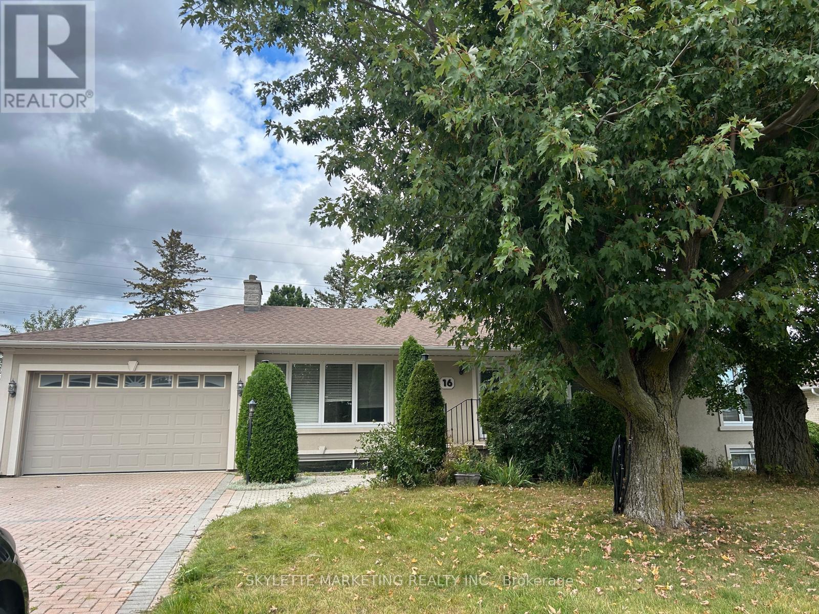 Property image for 16 LONGBRIDGE ROAD|Vaughan (Uplands), Ontario L4J1L5