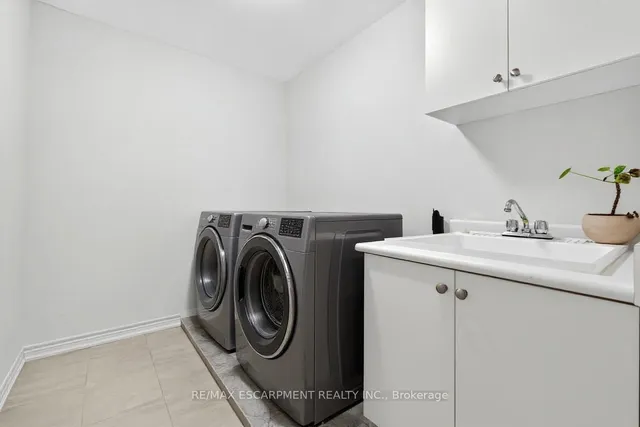 Additional image 34 of 225 Skinner Rd