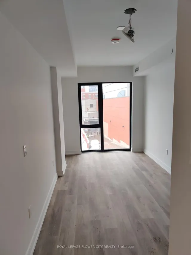 Additional image 9 of 1 Jarvis St Unit 311