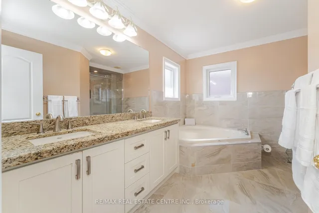 Additional image 25 of 46 LAKEFIELD Rd