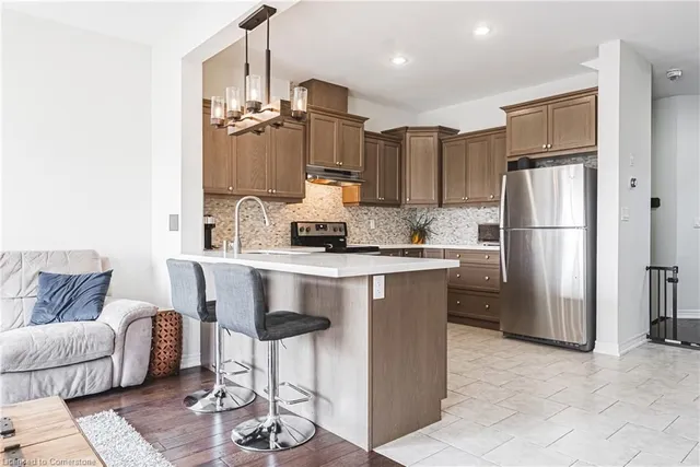 Additional image 40 of 157 Lormont Blvd