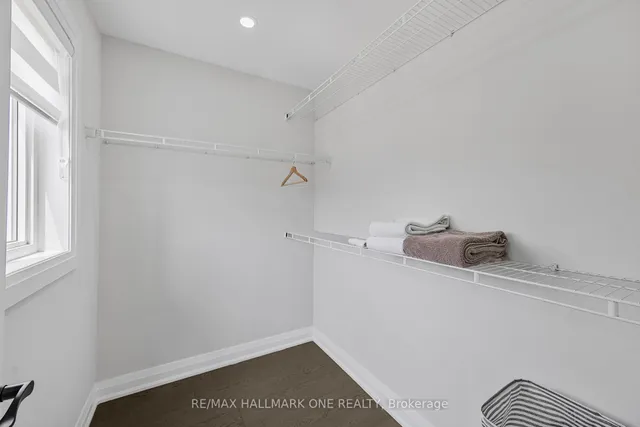 Additional image 20 of 193 Robert Parkinson Dr