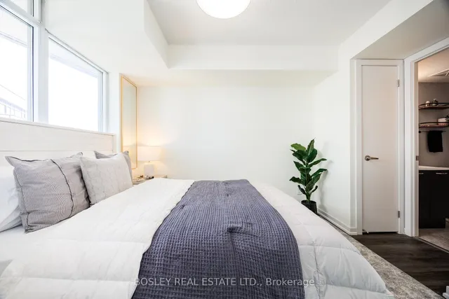 Additional image 4 of 38 Joe Shuster Way Unit 604