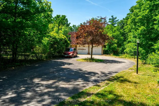 Additional image 5 of 6746 Appleby Line