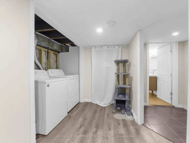 Additional image 27 of 114 BURTON St