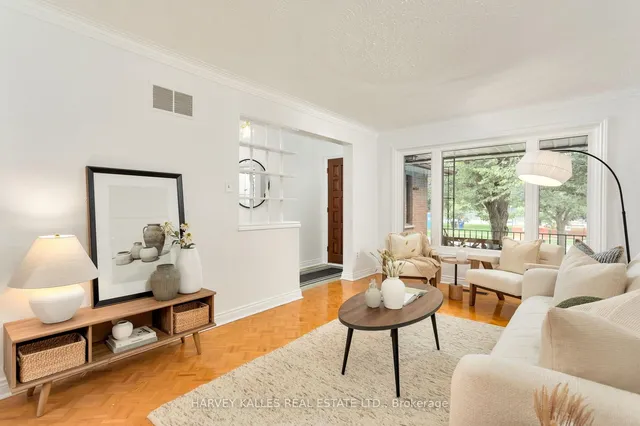 Additional image 7 of 196 Prince Edward Dr