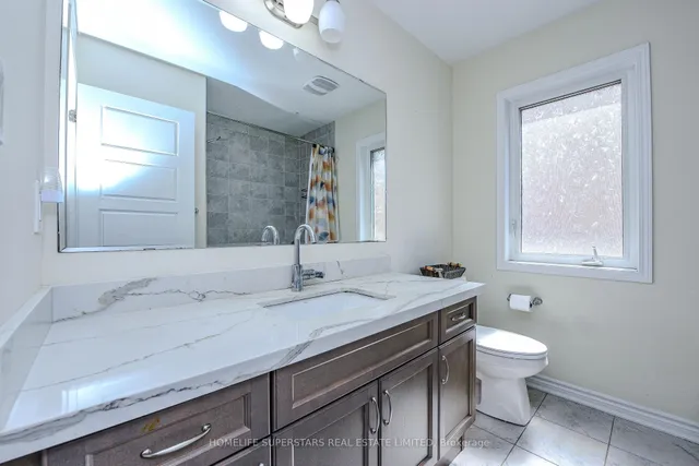 Additional image 35 of 1395 Chretien St