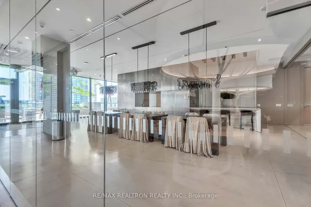 Additional image 24 of 88 Harbour St Unit 4004