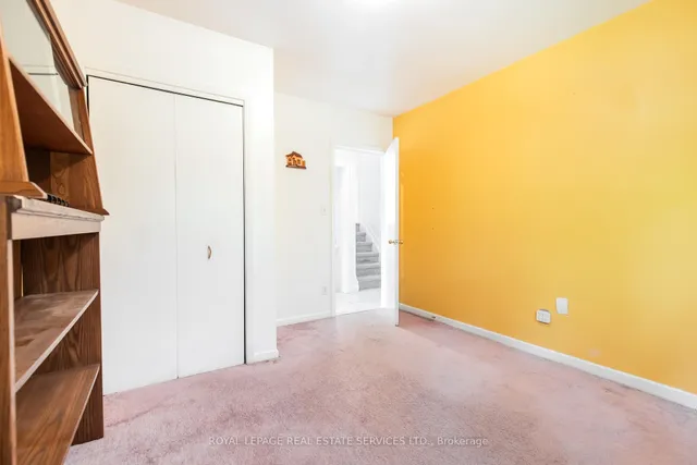 Additional image 25 of 75 Upwood Ave