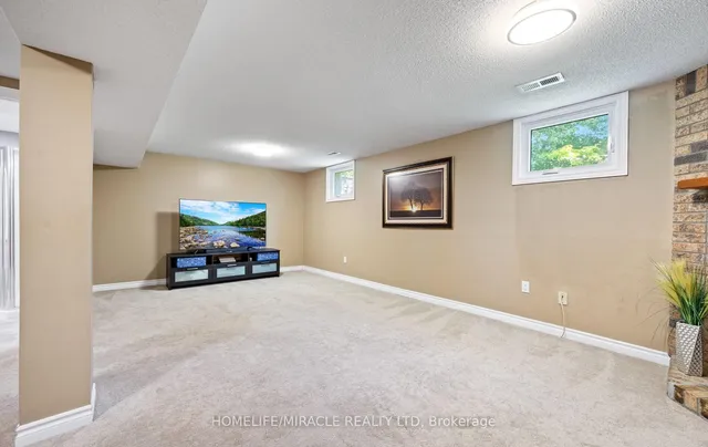 Additional image 34 of 2438 Whittaker Dr