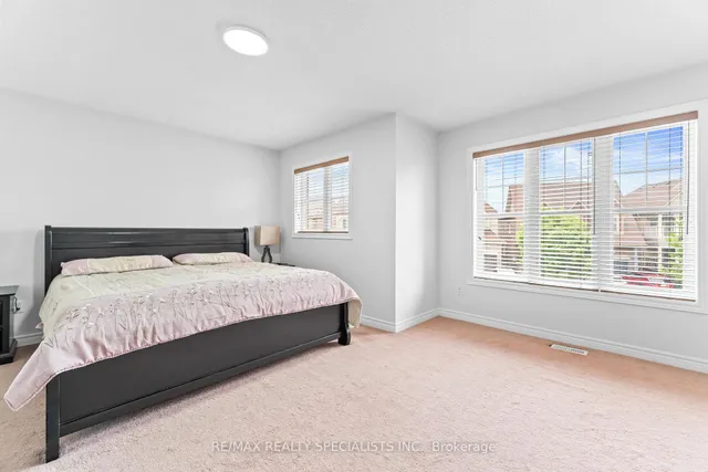 Additional image 20 of 38 Stephanie Ave