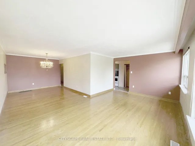 Additional image 11 of 113 Spenvalley Dr