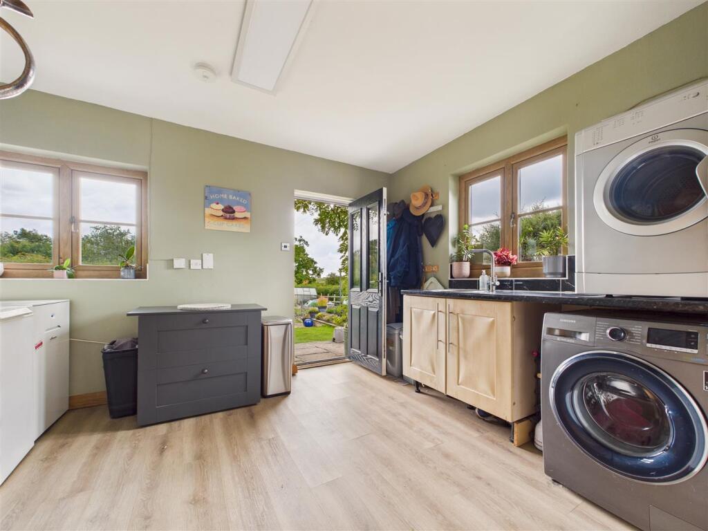 Additional image 6 of Spernal Lane, Great Alne, Alcester