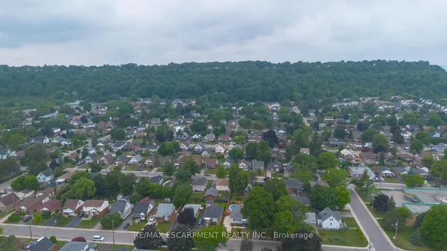 Additional image 42 of 588 Cochrane Rd