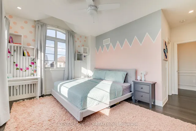 Additional image 26 of 1478 Day Terr