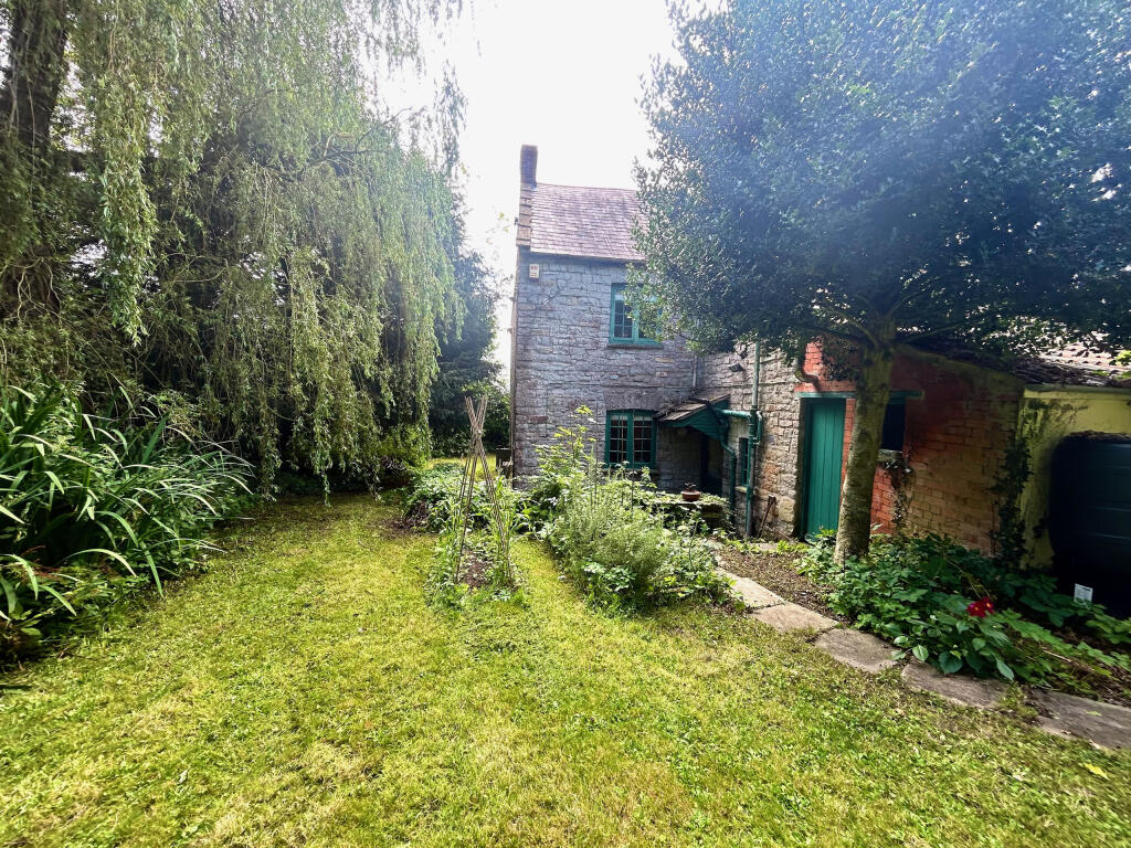 Additional image 14 of Tor Court, Coursing Batch, Glastonbury