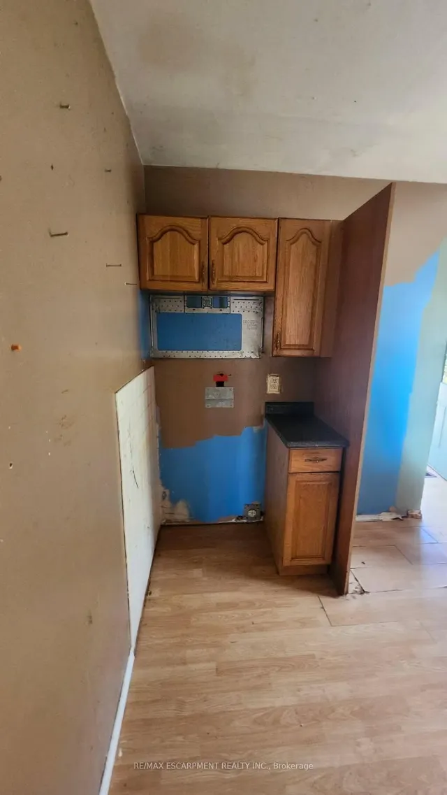 Additional image 18 of 706 Tate Ave