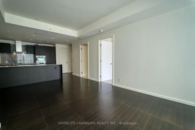 Additional image 8 of 180 University Ave Unit 4704