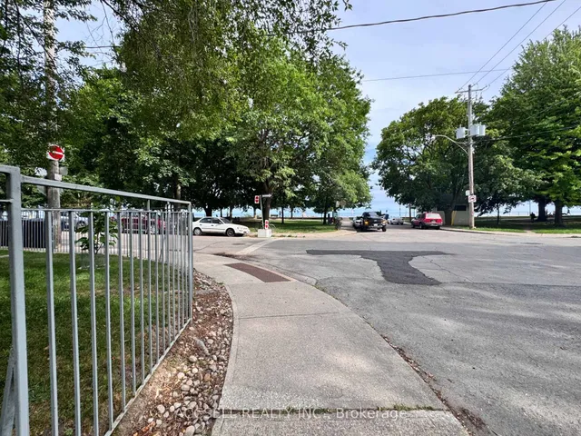 Additional image 16 of 15 Glen Manor Dr Unit 302