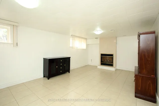 Additional image 18 of 159 Spenvalley Dr