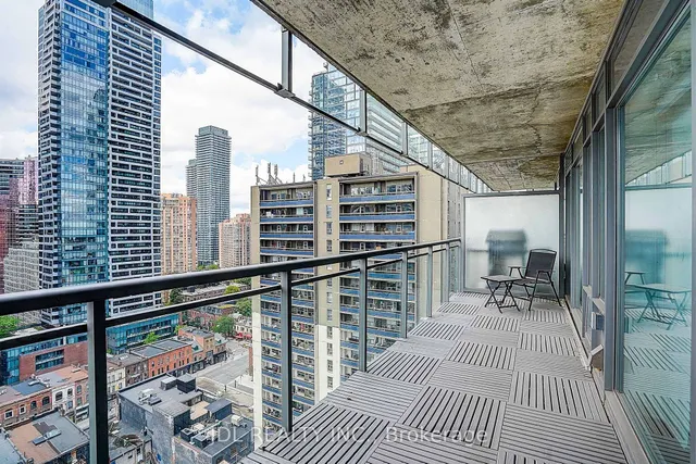 Additional image 8 of 22 Wellesley St Unit 2105