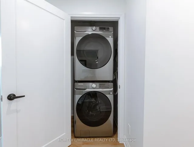 Additional image 28 of 3594 Laddie Cres