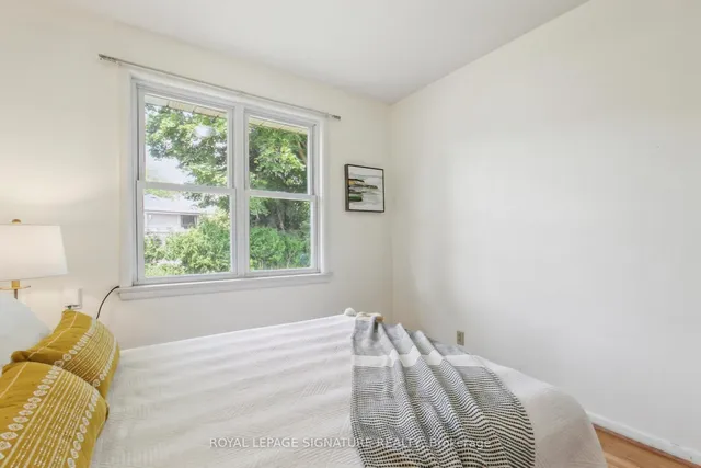 Additional image 32 of 54 Neapolitan Dr