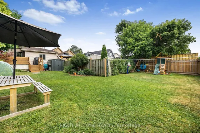 Additional image 27 of 71 Robins Ave