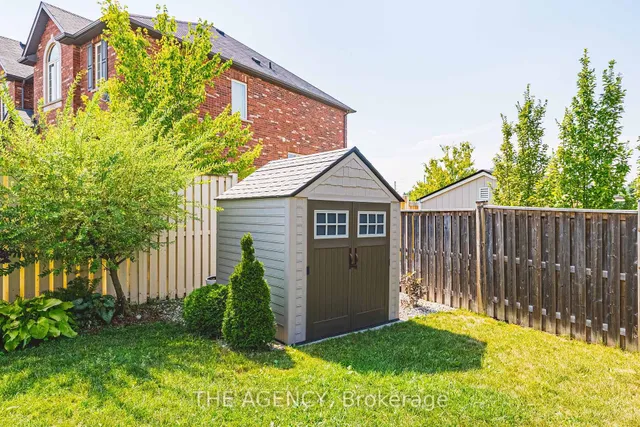 Additional image 37 of 636 Serafini Cres