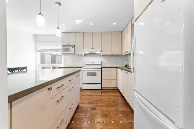 Additional image 6 of 32 Josephine Crt