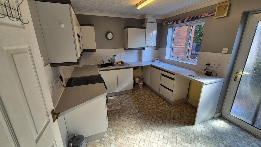 Additional image 3 of Yeovil