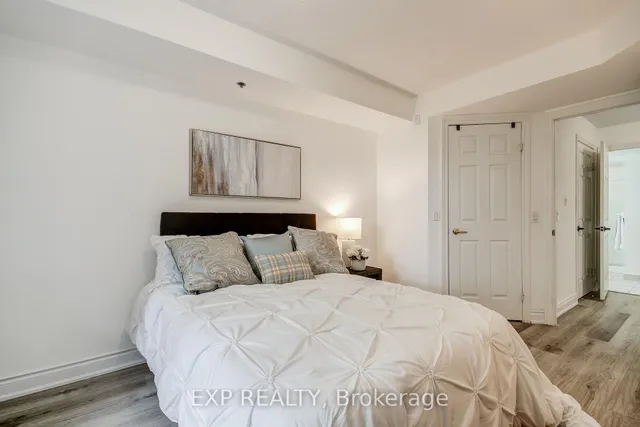 Additional image 21 of 100 Burloak Dr Unit 1409